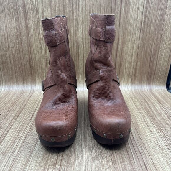 UGG Taryn Brown Leather Wedge Heeled Ankle Booties Boots Women’s Size 7 - Picture 2 of 8